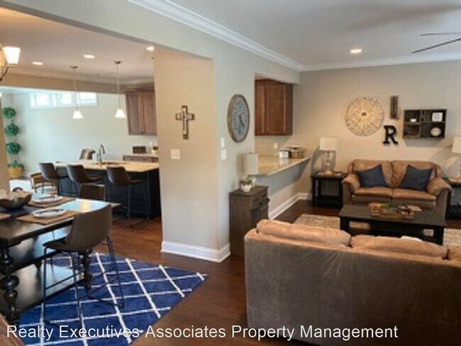 Foto del edificio - 3 br, 2.5 bath House - 2207 Villa Garden Way