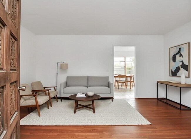 Foto del edificio - 8534 Fillmore St