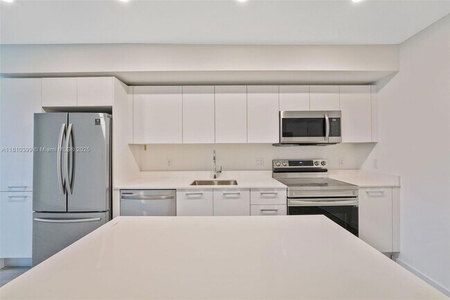 Foto del edificio - 1500 Bay Rd