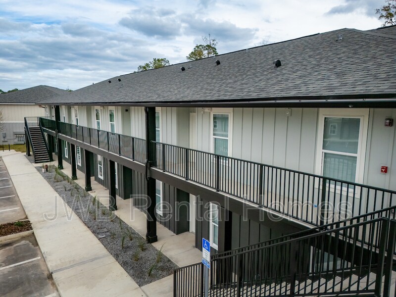 Foto principal - 10109 Old St Augustine Rd