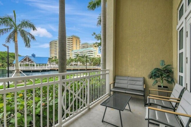 Photo - 350 N Federal Hwy Townhome