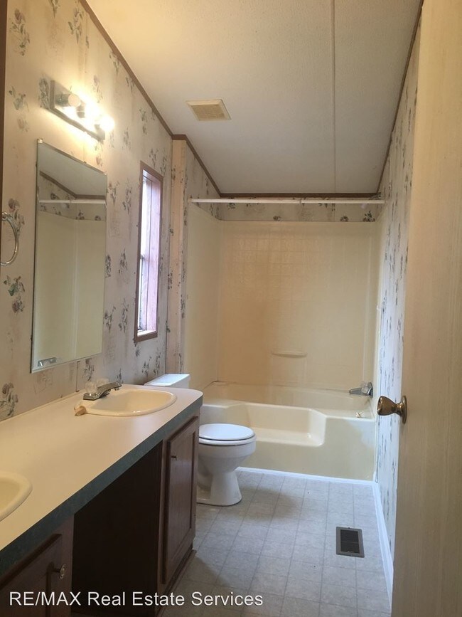 Foto del edificio - 8389 Crouch Dam Rd