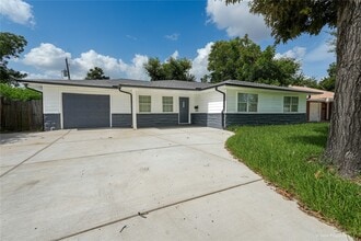 Building Photo - 7942 Hammerly Blvd