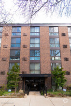 Building Photo - 2201 N Cleveland Ave