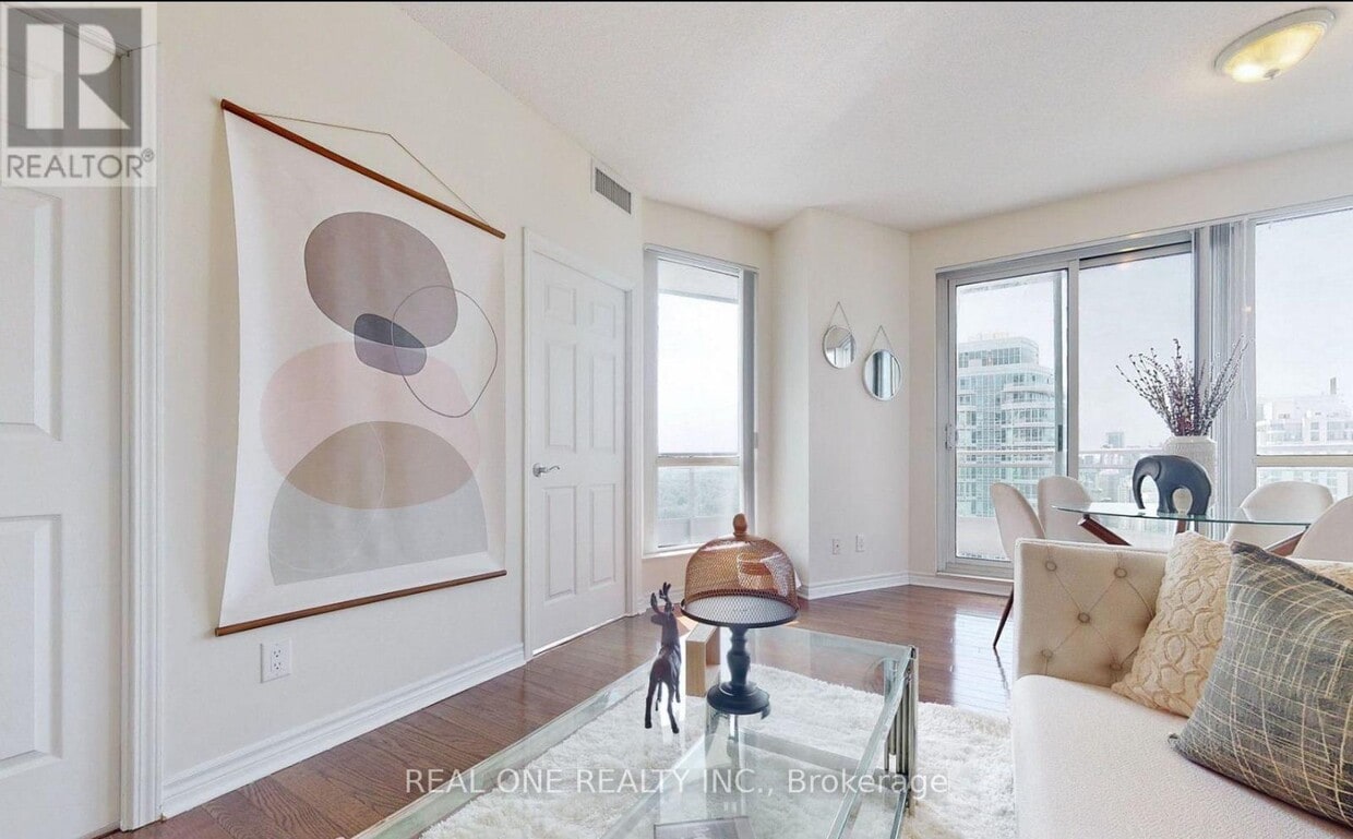 Photo principale - 2303-2318 HOLMES Ave