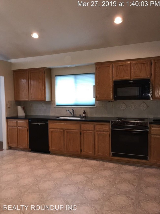 Building Photo - 2 br, 2 bath House - 8118 Arroyo Vista Dr
