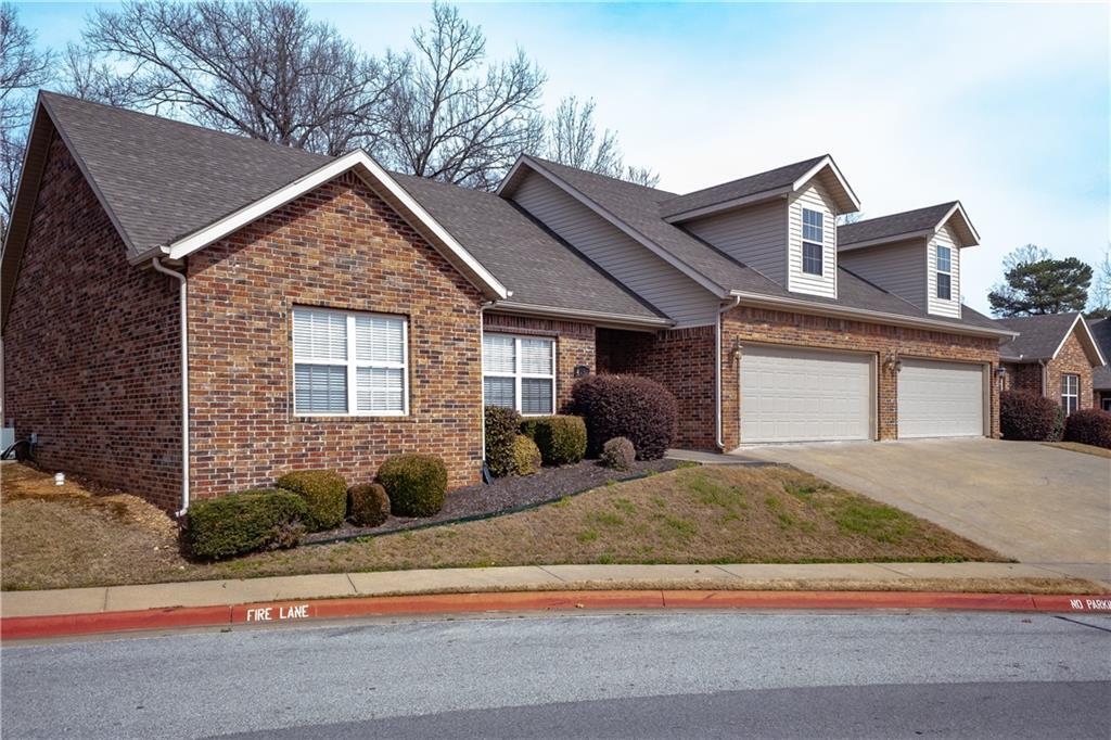 Building Photo - 4252 N Zion Valley Dr