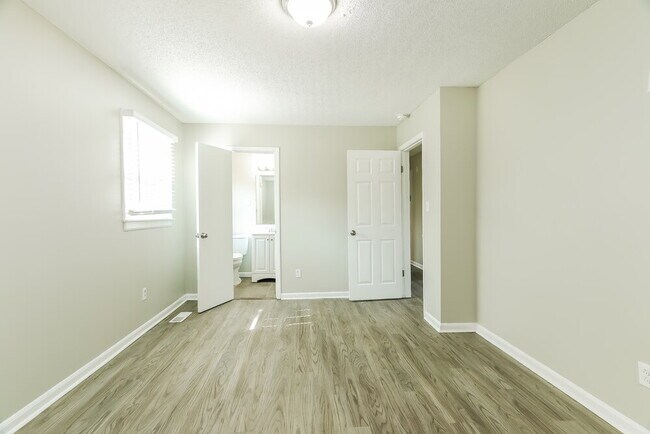Foto del edificio - 1608 6th St NW