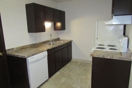 Primary Photo - 2316 Badger Pkwy