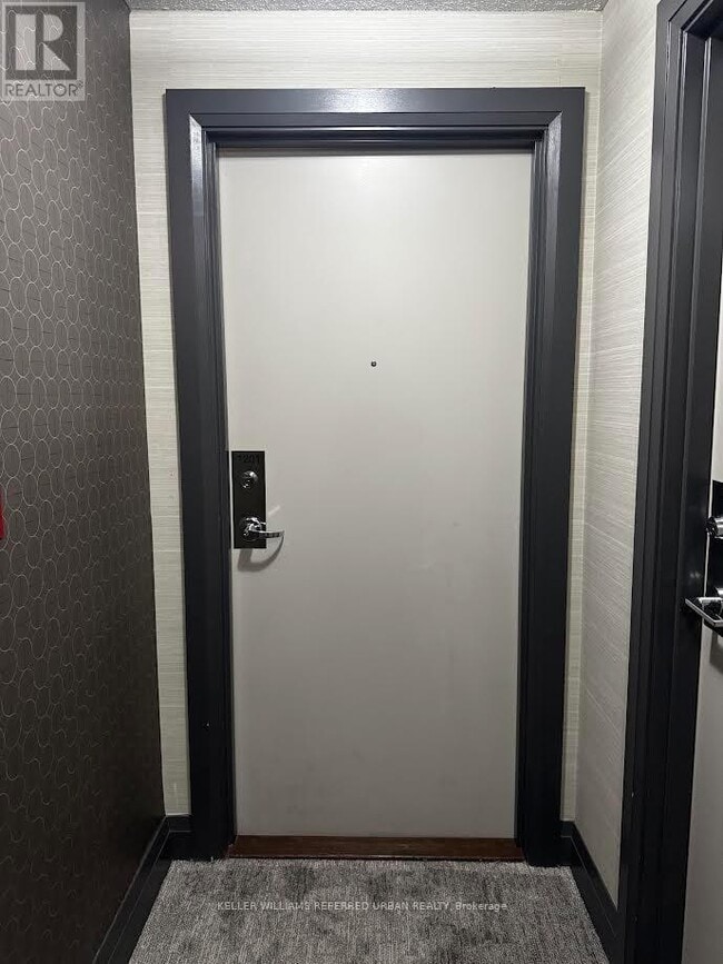 Photo du bâtiment - 25 Town Centre Court