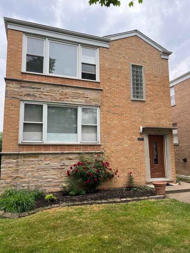 Building Photo - 6087 N Sauganash Ave