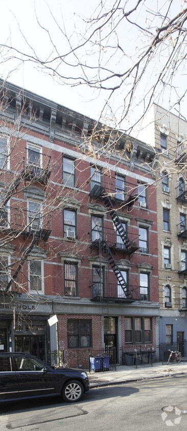 Foto del edificio - 350 Bedford Ave