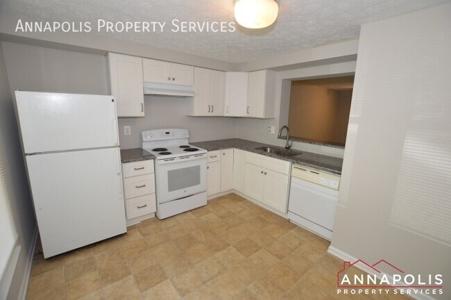 Building Photo - 1186 white coral court