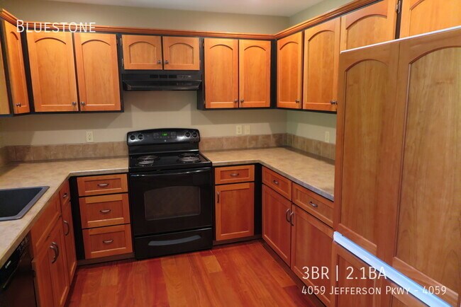 Foto del edificio - Secluded Condo in Mountainside Terrace