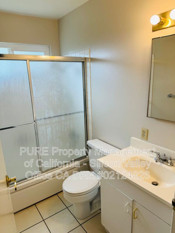 Foto del edificio - 5035 Wayland Ave