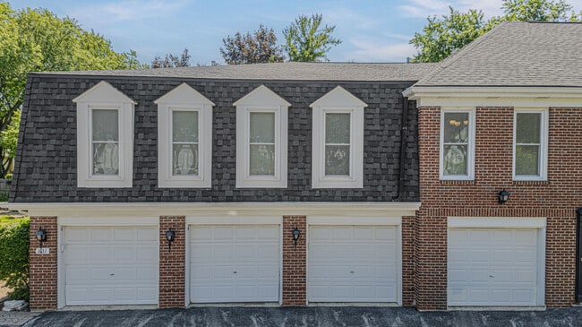 Building Photo - 831 Garfield Ave
