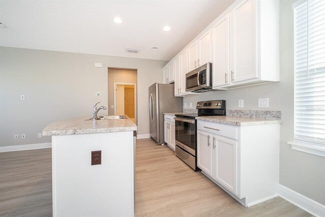 Foto del edificio - 13541 Doisy St