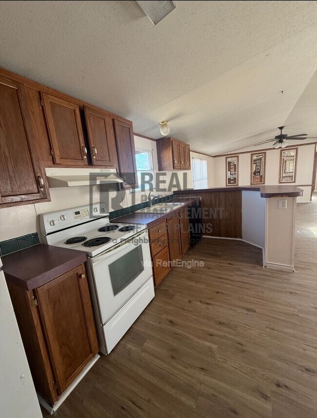 Building Photo - 8230 Upton Rd