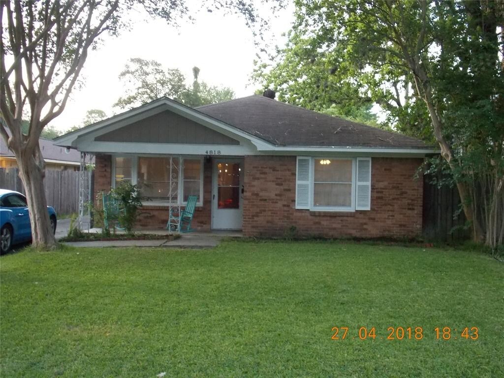 Primary Photo - 4818 Bellaire Blvd