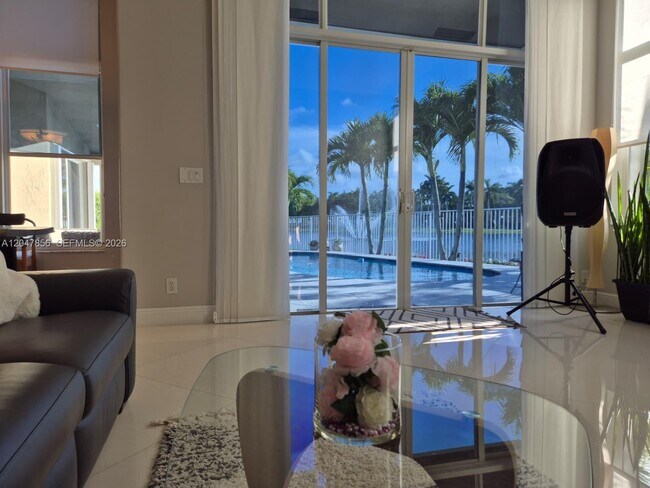 Foto del edificio - 3960 Osprey Ct