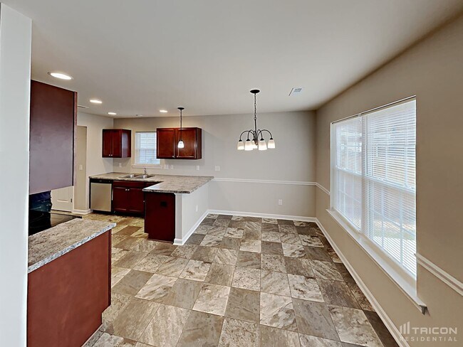 Foto del edificio - 4676 Midstream Crossing Dr