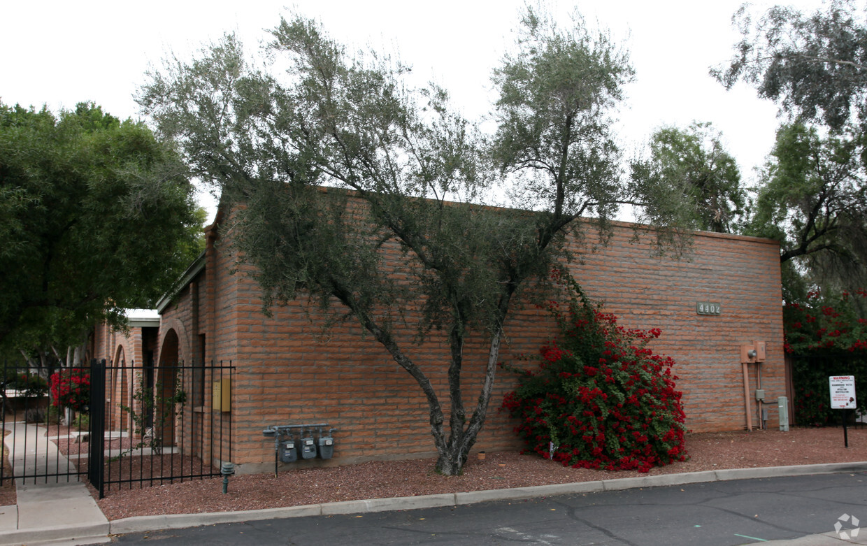 Foto del edificio - Casitas Lindas Condominiums