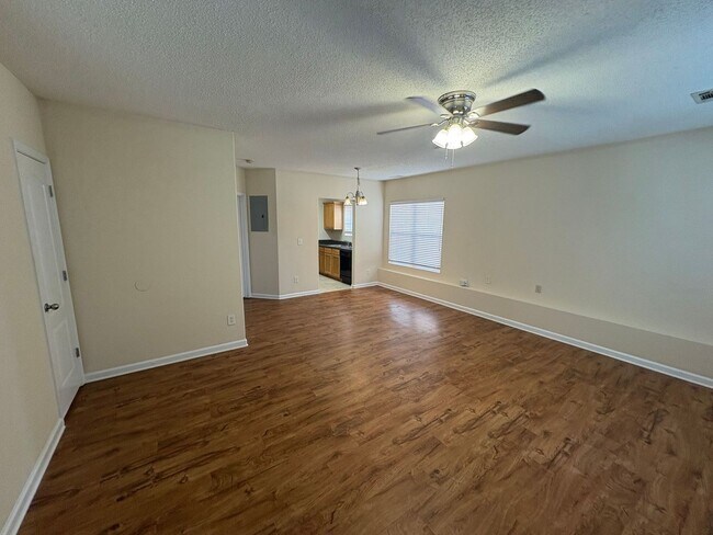 Building Photo - 249 Fern Ridge Ct