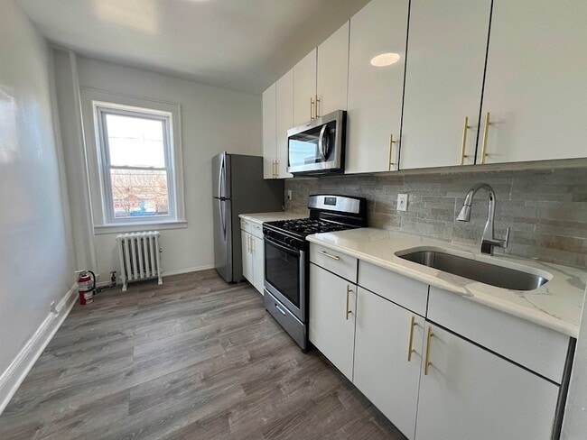 Foto del edificio - 8610 John F. Kennedy Blvd