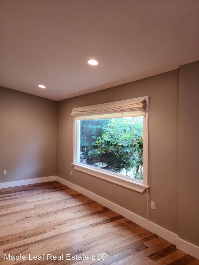 Foto del edificio - 3 br, 2 bath House - 16058 27th Ave NE