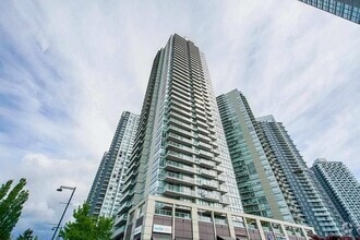 Building Photo - 13768-1100 100 Ave