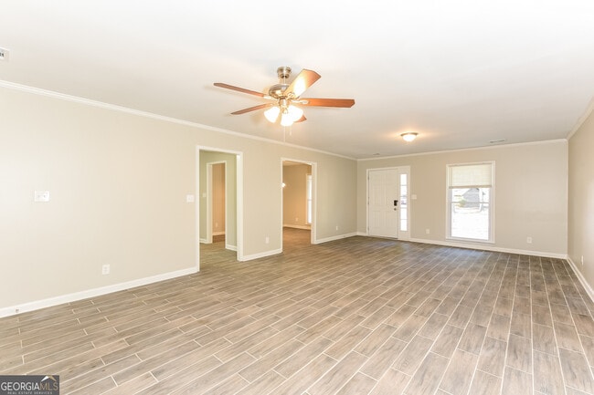 Building Photo - 110 Fairfield Dr