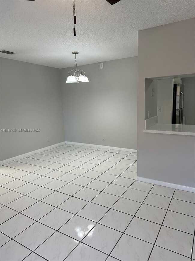 Building Photo - 10037 Winding Lake Rd