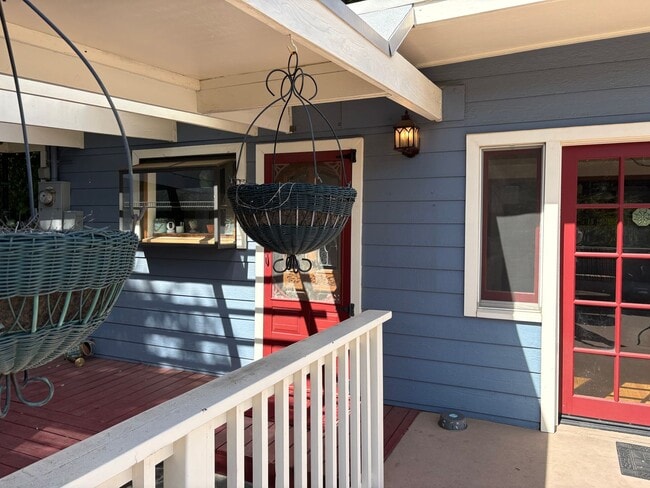 Building Photo - Views! Enchanting 2+1 Artists Retreat Nestled in Tujunga Hillsides