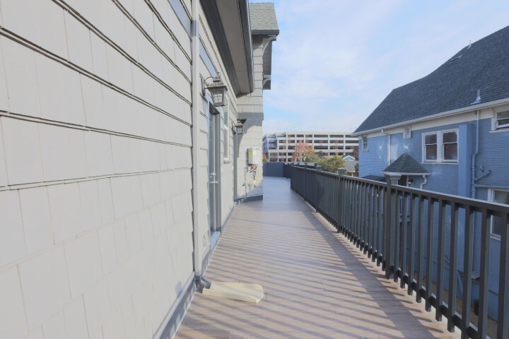 Foto del edificio - 3217 Telegraph Ave