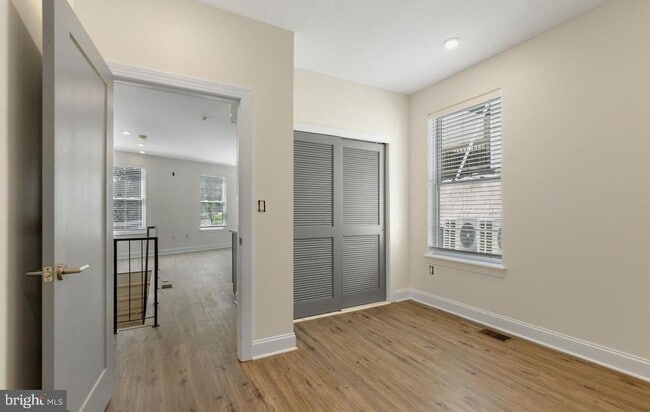 Building Photo - 509 Gorgas Ln