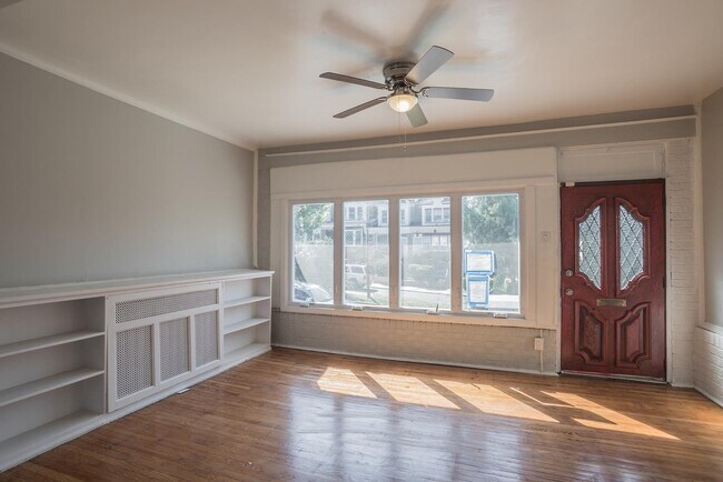 Foto del edificio - 5443 Lebanon Ave