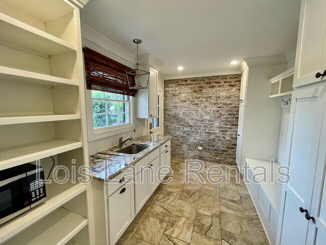 Foto del edificio - 3 1/2 Saint Michaels Alley