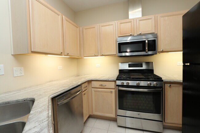 Foto del edificio - 3333 Stratford Ct