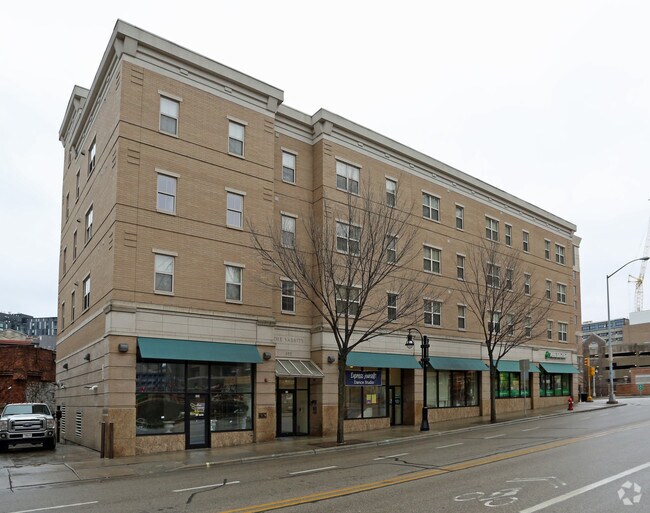 The Varsity Apartments in Madison, WI