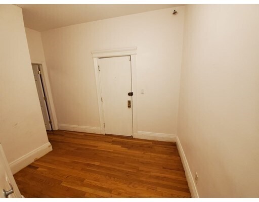 Foto del edificio - 35 Queensberry St