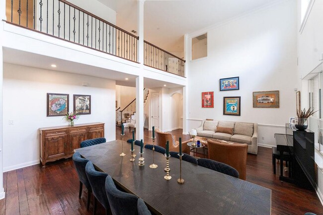 Building Photo - 3408 Travis Country Cir