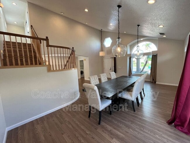 Foto del edificio - 69731 Willow Ln