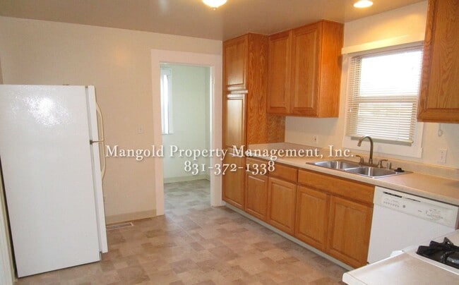 Foto del edificio - Charming 2-Bed 1-Bath Home with Beautiful ...