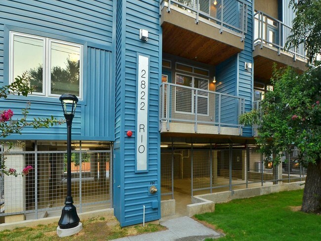 Building Photo - 2822 Rio Grande St