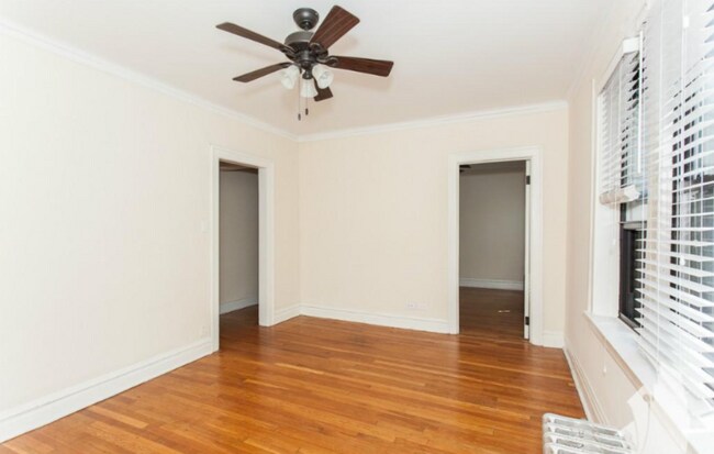 Foto del edificio - 4725 N Leavitt St