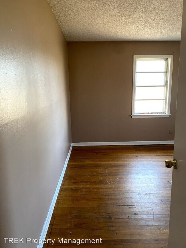 Building Photo - 3 br, 1 bath House - 3226 Dogwood Lane