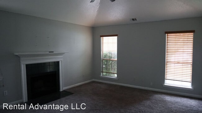 Building Photo - 3 br, 2 bath House - 190 Cedar Bend Dr
