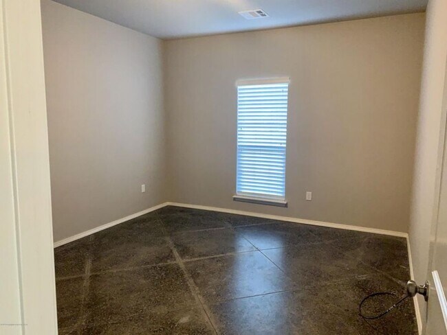 Building Photo - 7710 Legacy Pkwy, Amarillo, TX 79119
