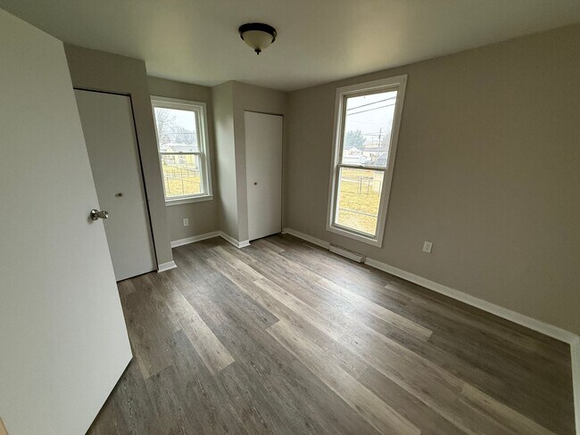 Foto del edificio - Welcome to 498 Allston!