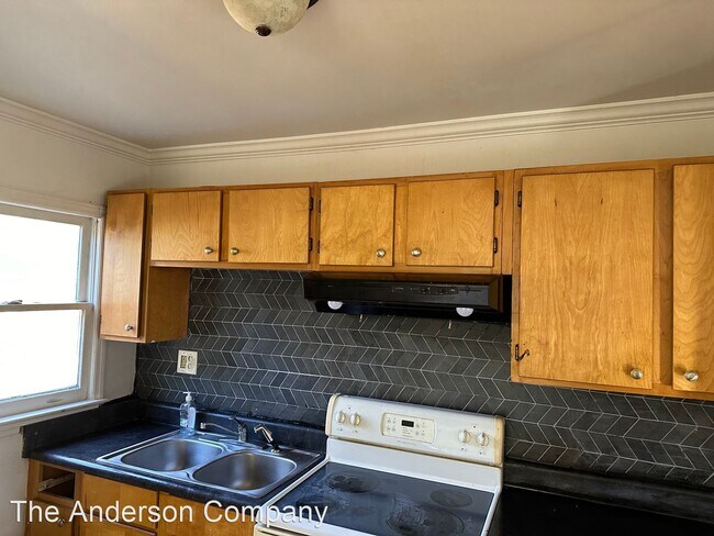 Foto del edificio - 2 br, 1 bath House - 1315 Tenth Avenue